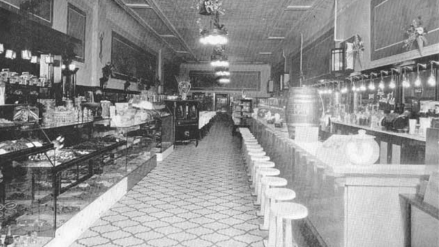 Mills Hi-Boy at Hadley Confectionery, Mount Carmel, IL