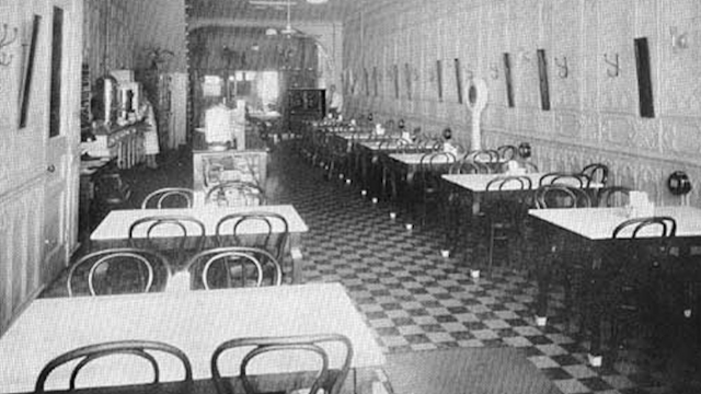 Mills Hi-Boy at Schott's Cafe, Watertown, WI